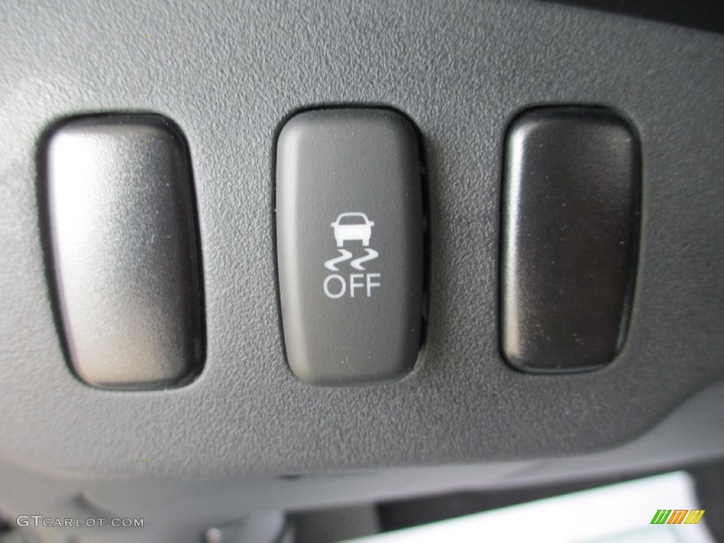 2013 Mitsubishi Lancer GT Controls Photo #81555801