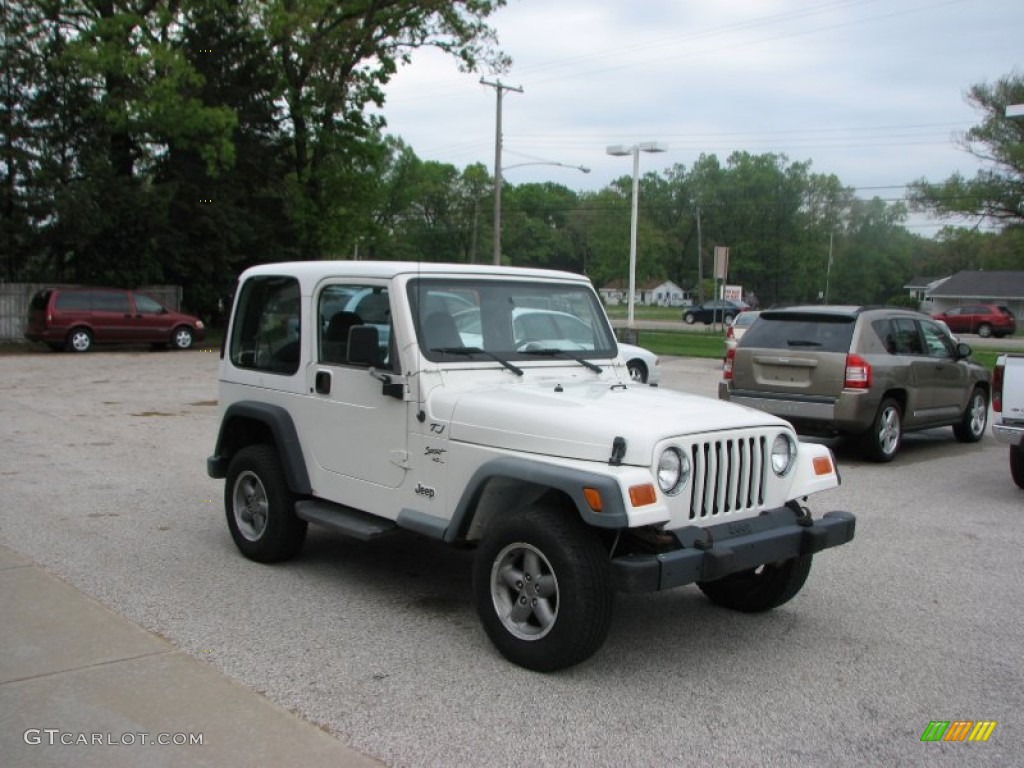 Stone White 2000 Jeep Wrangler Sport 4x4 Exterior Photo #81555807