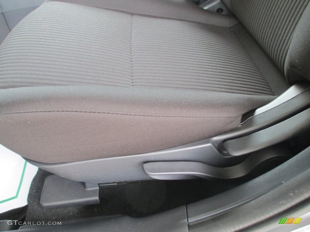 2013 Mitsubishi Lancer GT Front Seat Photo #81556092