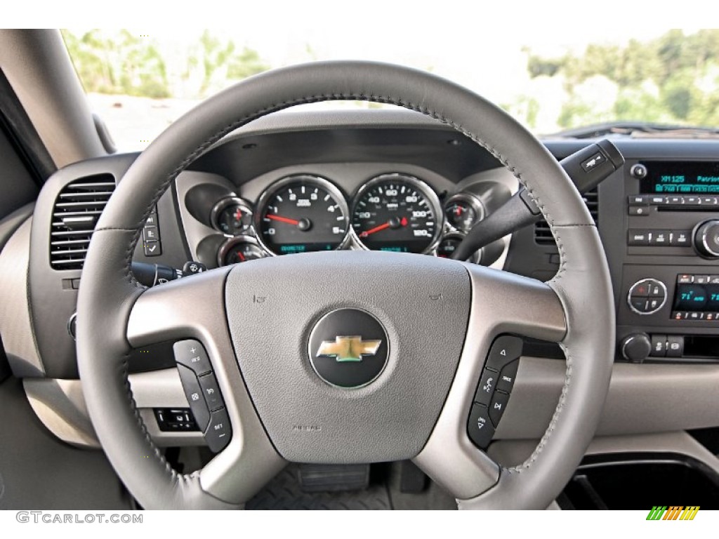 2013 Chevrolet Silverado 2500HD LT Crew Cab 4x4 Light Titanium/Dark Titanium Steering Wheel Photo #81557532