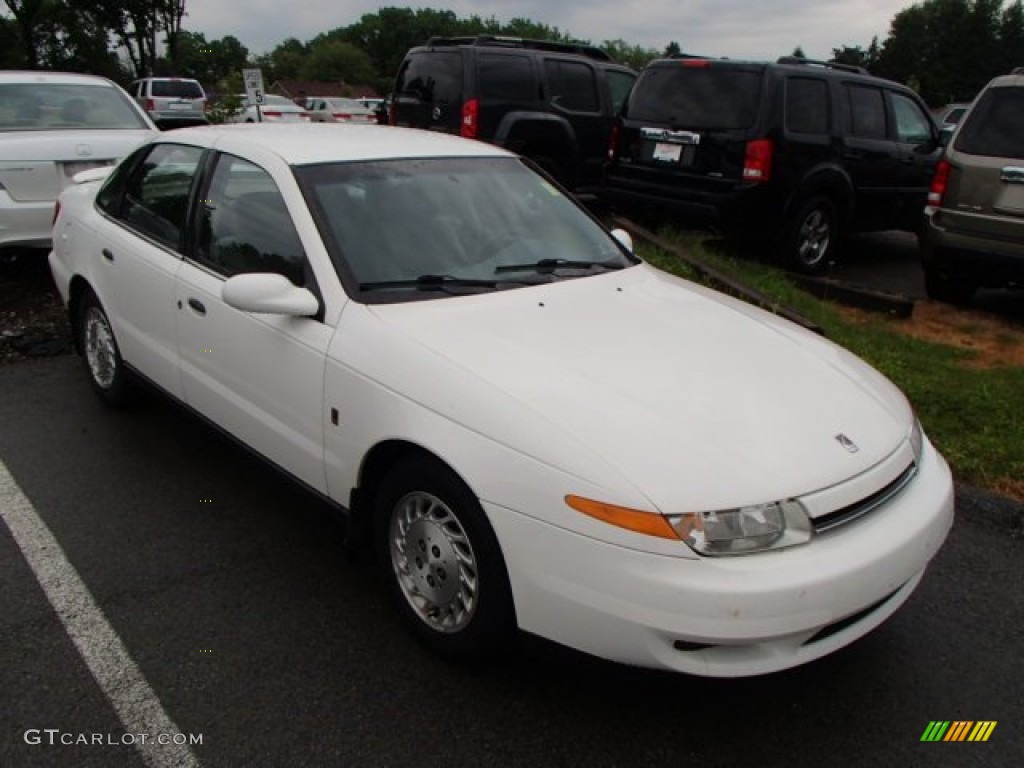 2002 L Series L100 Sedan - Cream White / Gray photo #1