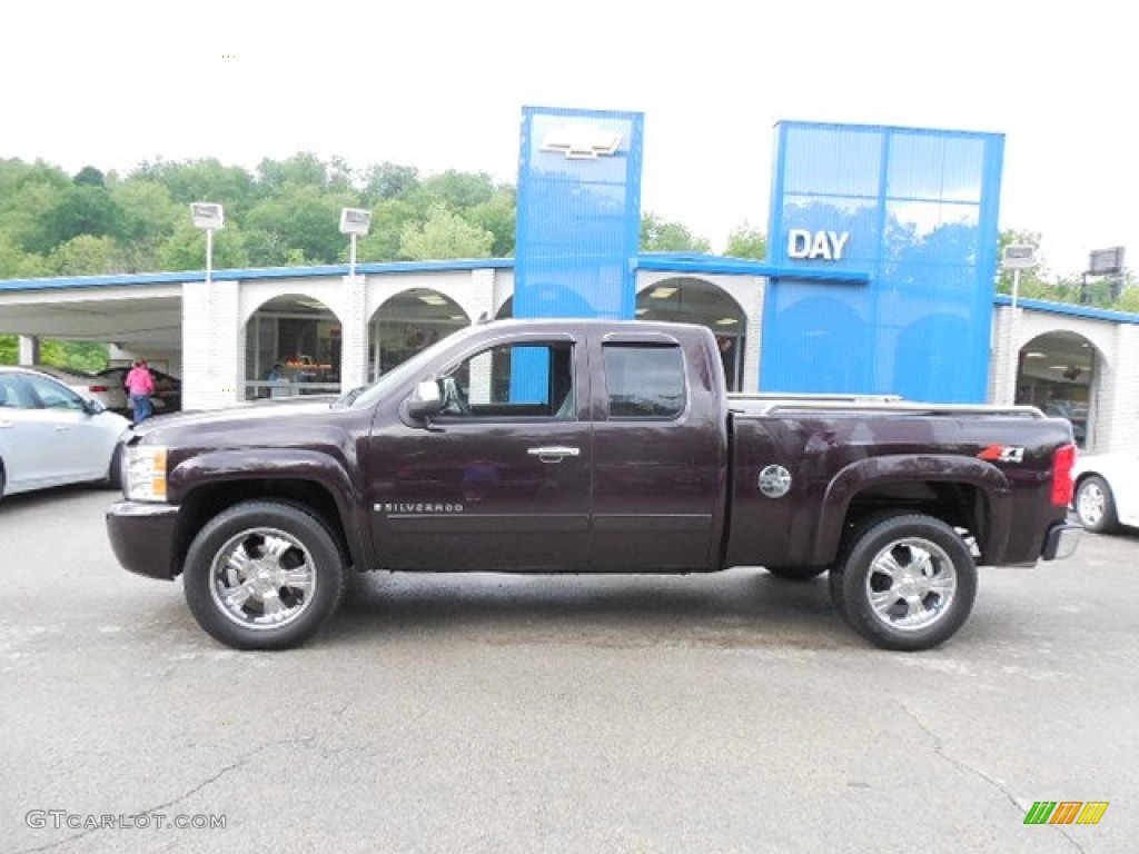 2008 Silverado 1500 LT Extended Cab 4x4 - Dark Cherry Metallic / Ebony photo #2