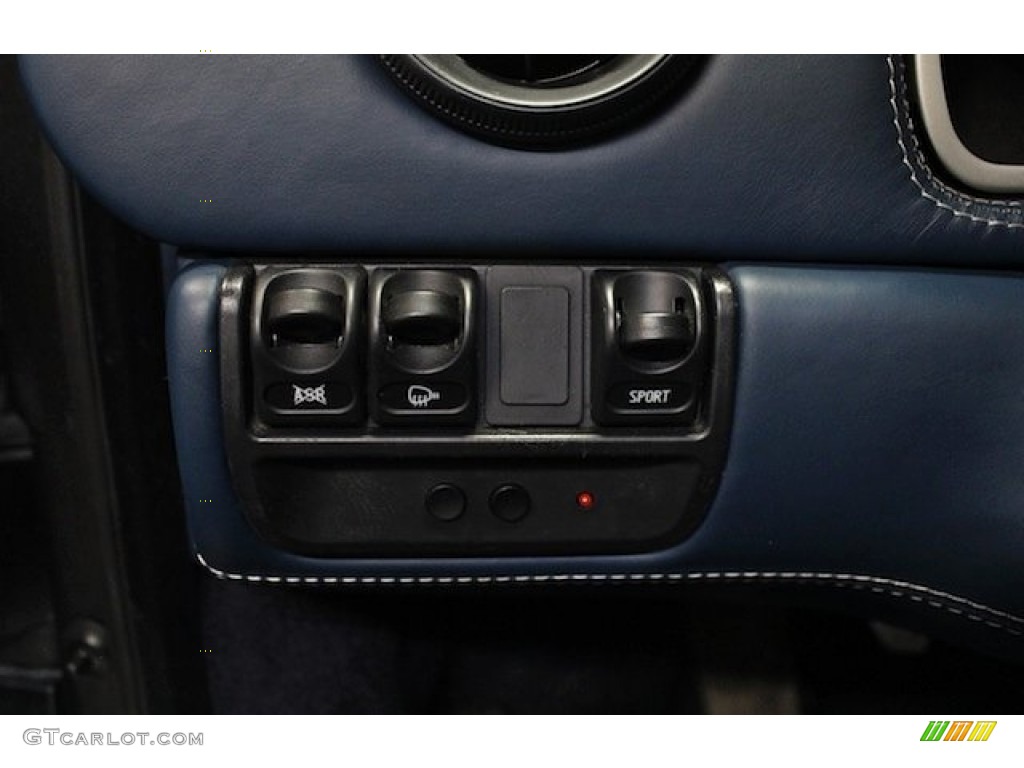 2003 Ferrari 360 Spider Controls Photo #81560142