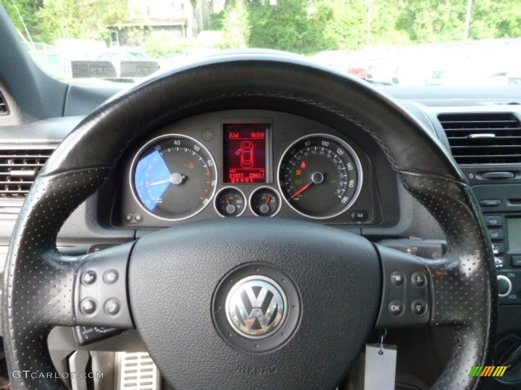 2006 Volkswagen Jetta GLI Sedan Interlagos Plaid Cloth Steering Wheel Photo #81561319