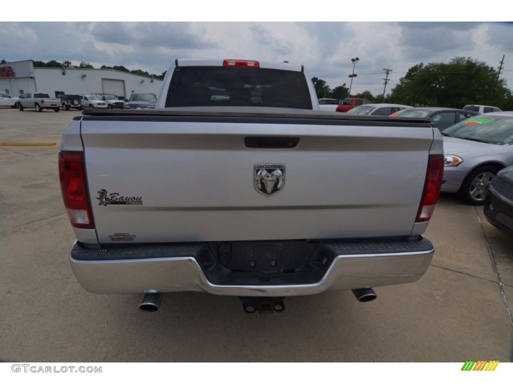 2010 Ram 1500 ST Crew Cab - Bright Silver Metallic / Dark Slate/Medium Graystone photo #4