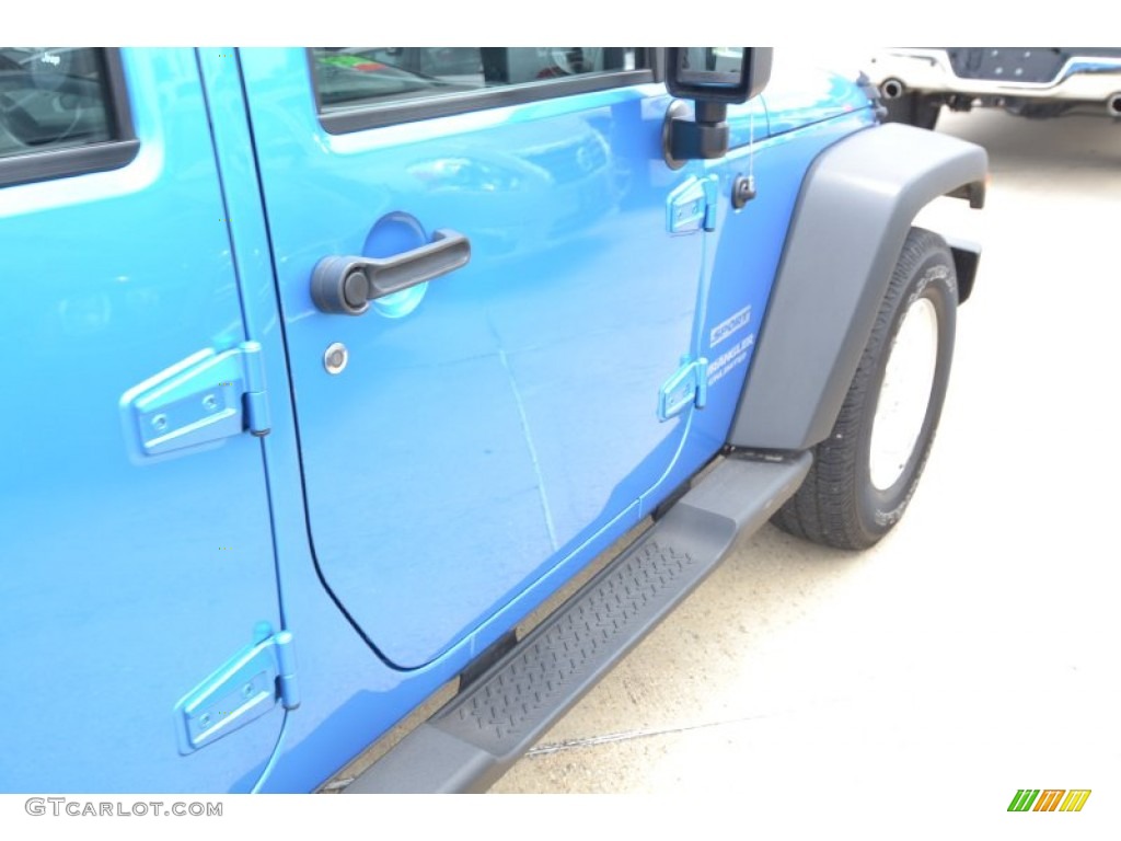 2010 Wrangler Unlimited Sport - Surf Blue Pearl / Dark Slate Gray/Medium Slate Gray photo #8