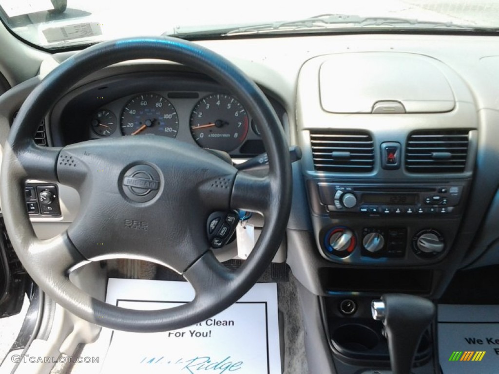 2000 Sentra GXE - Super Black / Stone photo #12