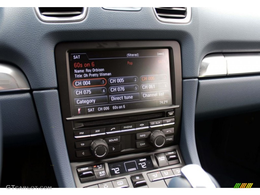 2014 Porsche Cayman S Controls Photo #81565591