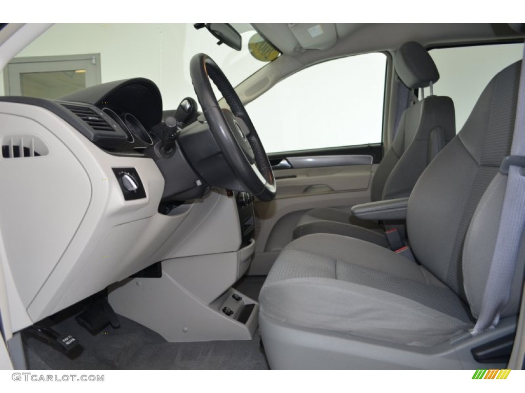 Aero Grey Interior 2009 Volkswagen Routan S Photo #81567327
