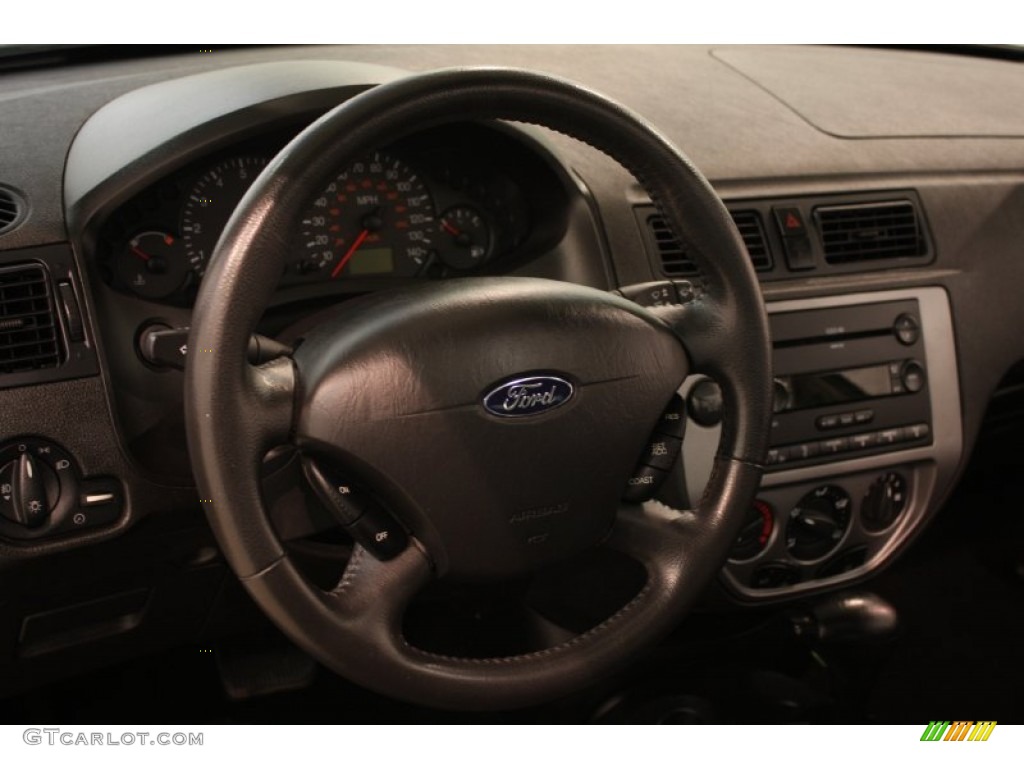 2005 Focus ZX5 SES Hatchback - Light Tundra Metallic / Charcoal/Charcoal photo #6