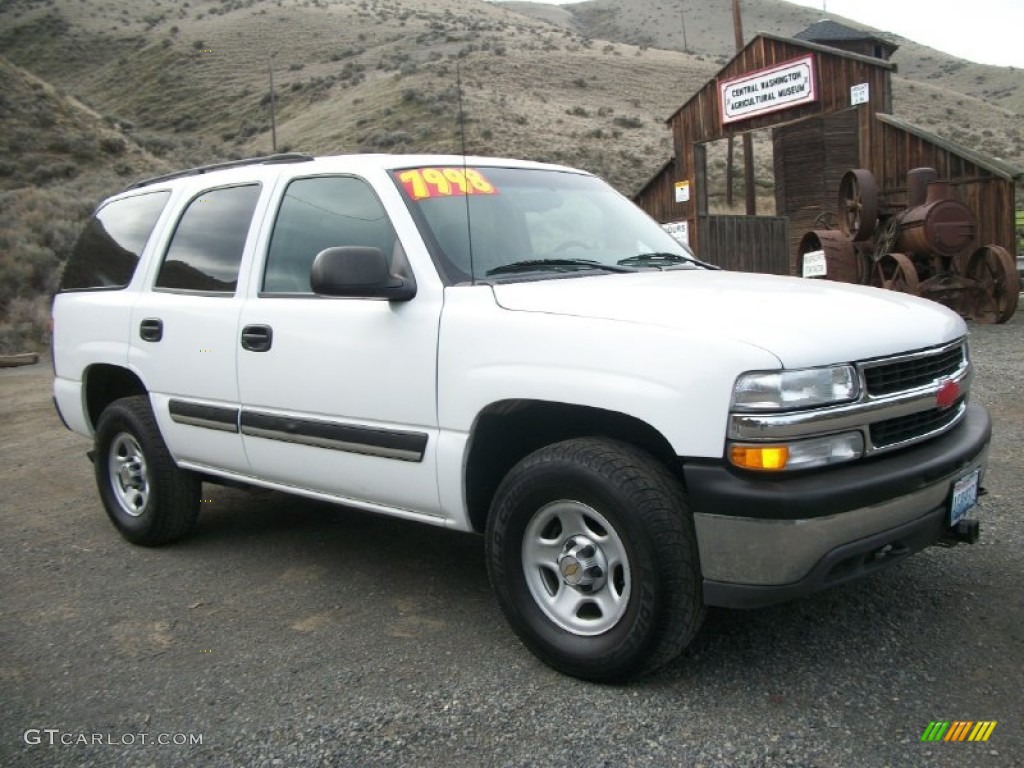 2004 Tahoe LS 4x4 - Summit White / Gray/Dark Charcoal photo #1