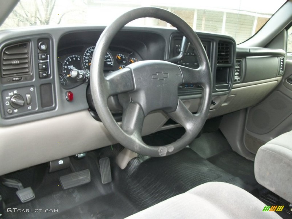 2004 Tahoe LS 4x4 - Summit White / Gray/Dark Charcoal photo #8