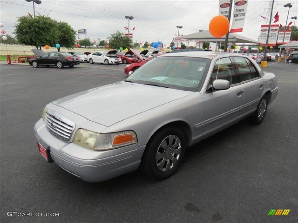 2002 Crown Victoria  - Silver Frost Metallic / Light Graphite photo #3