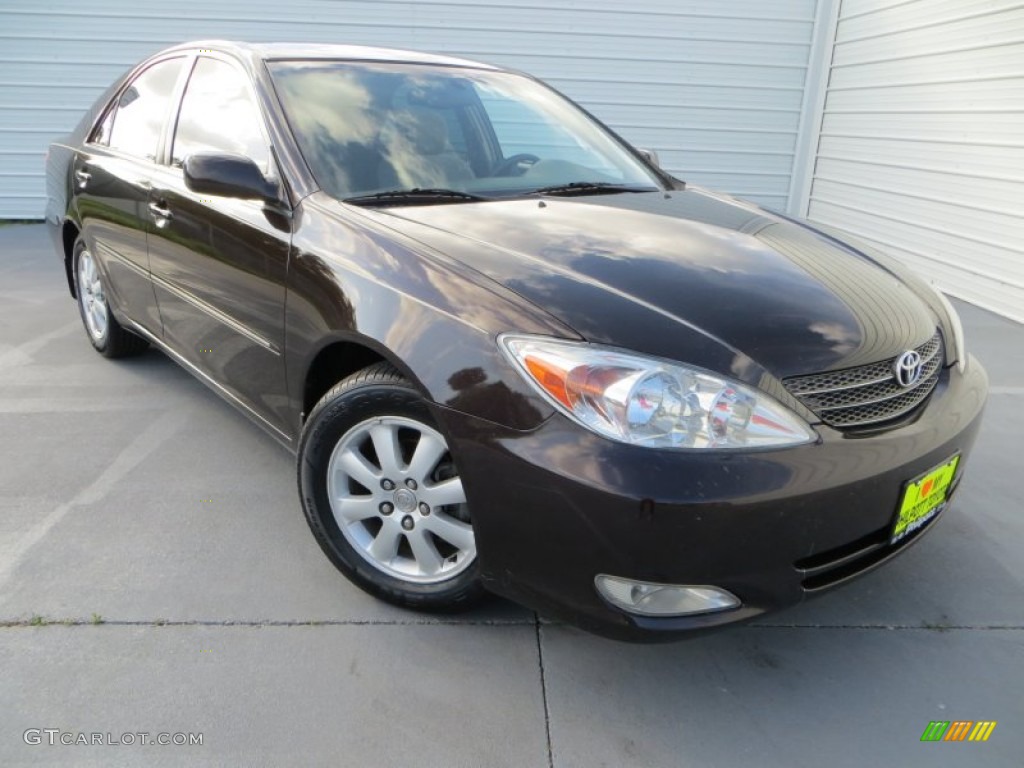 2003 Camry XLE - Black Walnut Pearl / Taupe photo #2
