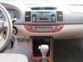 Taupe Controls Photo for 2003 Toyota Camry #81574539