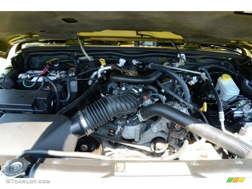 2007 Jeep Wrangler Sahara 4x4 3.8 Liter OHV 12-Valve V6 Engine Photo #81574815
