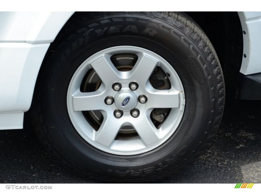 2010 Ford Expedition XLT Wheel Photos