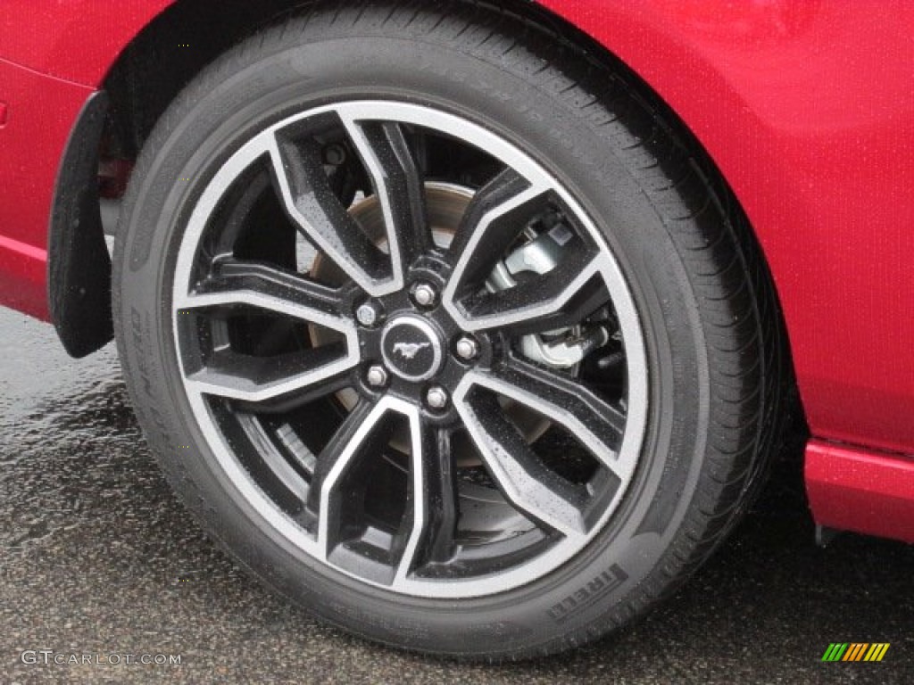 2013 Ford Mustang GT Premium Convertible Wheel Photo #81576703