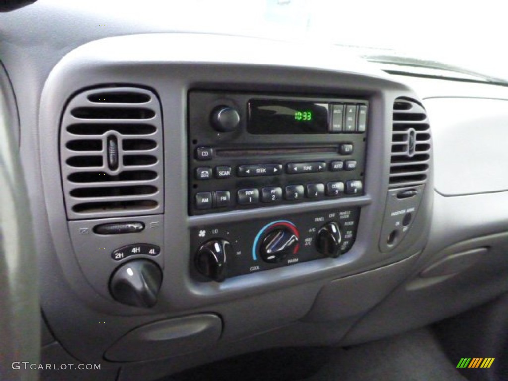 2001 Ford F150 XLT SuperCab 4x4 Controls Photo #81579816