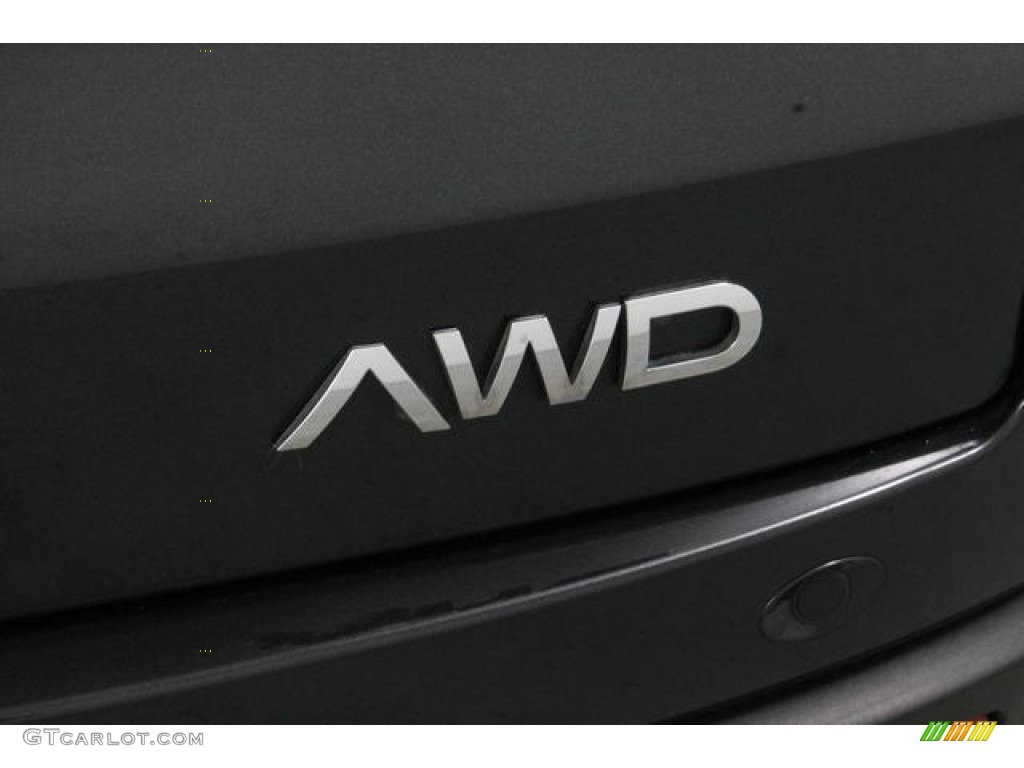 2007 Outlook XR AWD - Charcoal Black / Black photo #16