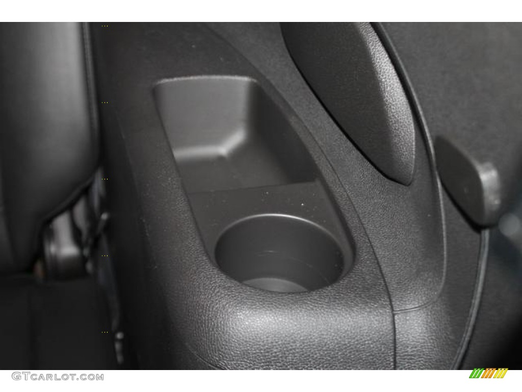 2007 Outlook XR AWD - Charcoal Black / Black photo #50