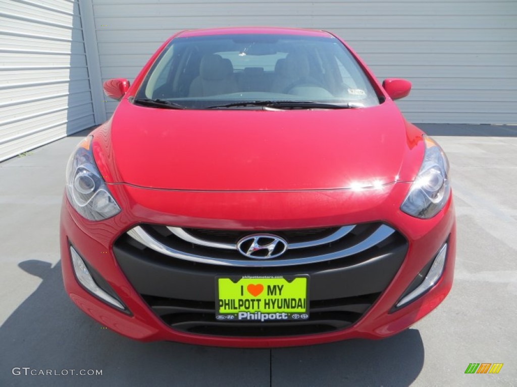 2013 Elantra GT - Volcanic Red / Beige photo #8