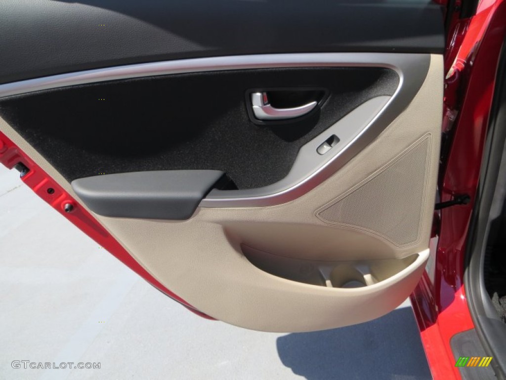 2013 Elantra GT - Volcanic Red / Beige photo #19