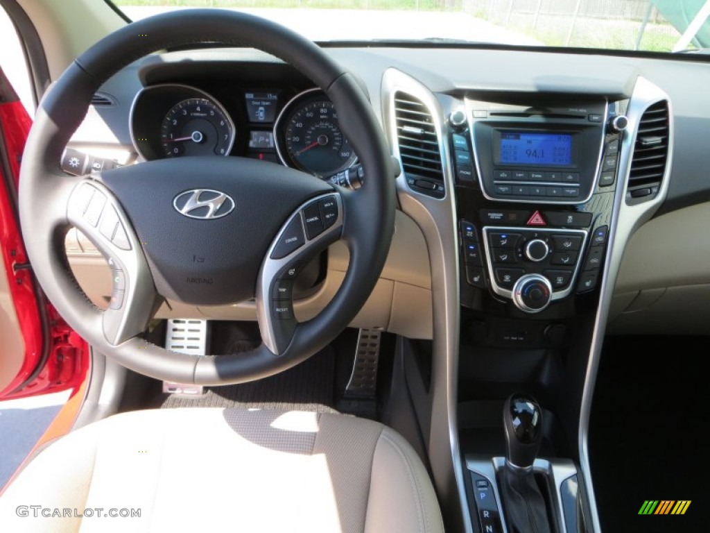 2013 Hyundai Elantra GT Beige Dashboard Photo #81581502
