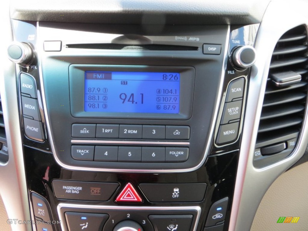 2013 Hyundai Elantra GT Controls Photo #81581529