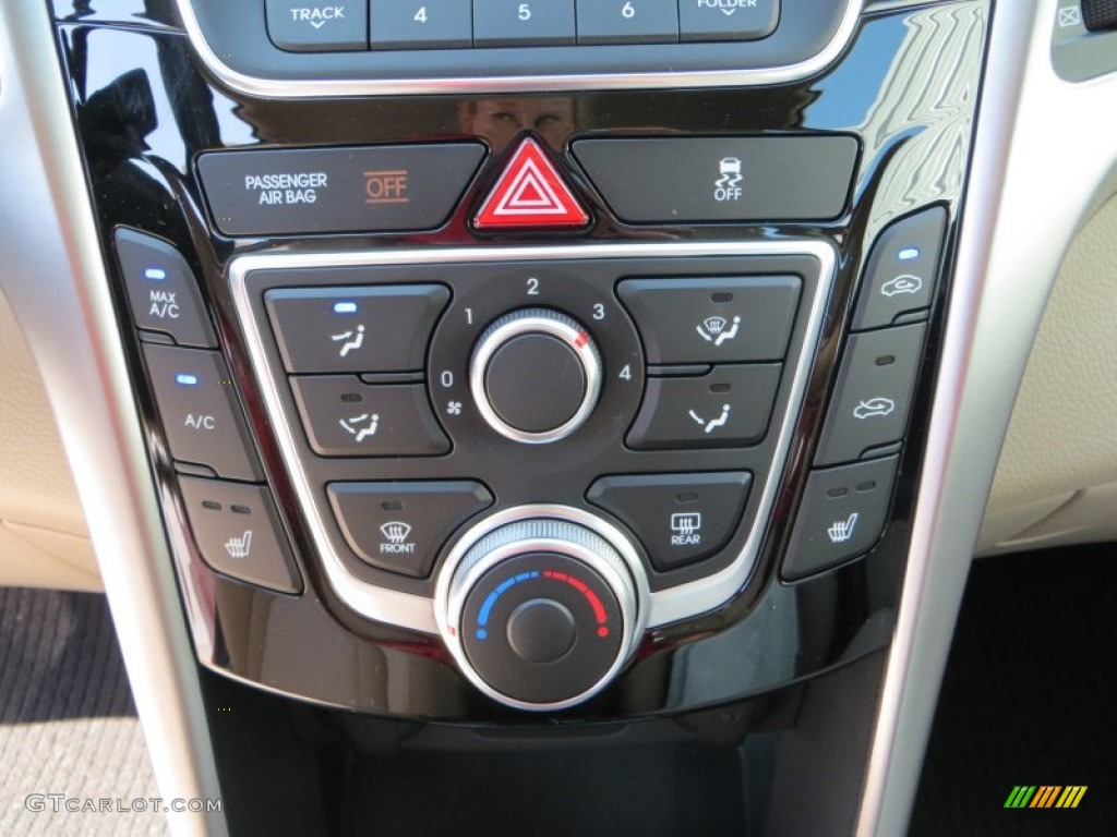 2013 Hyundai Elantra GT Controls Photo #81581541