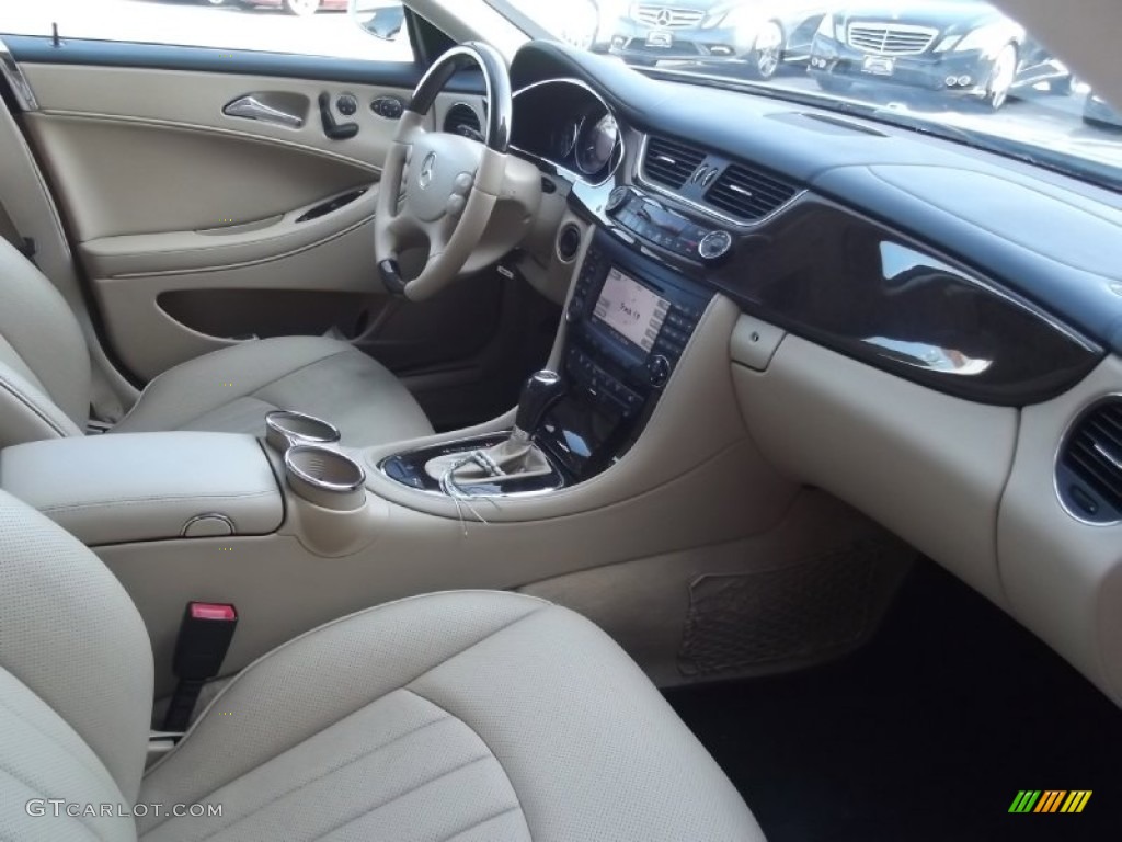 2008 CLS 550 - Arctic White / Cashmere Beige photo #12