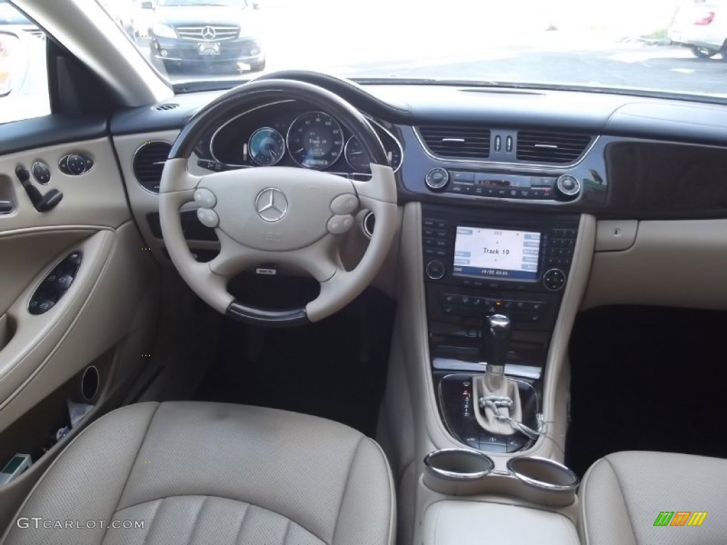 2008 CLS 550 - Arctic White / Cashmere Beige photo #14