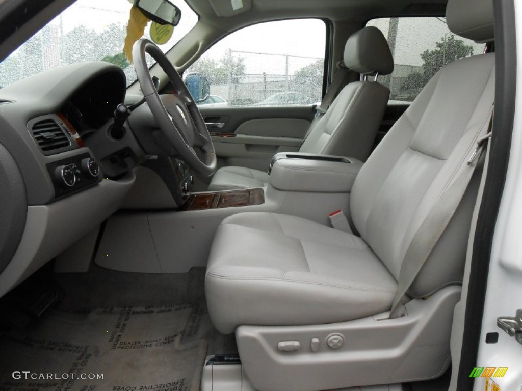 2011 Chevrolet Suburban LTZ 4x4 Front Seat Photo #81583041
