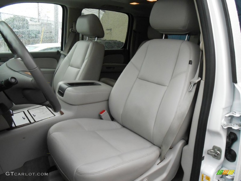 2011 Chevrolet Suburban LTZ 4x4 Front Seat Photo #81583044
