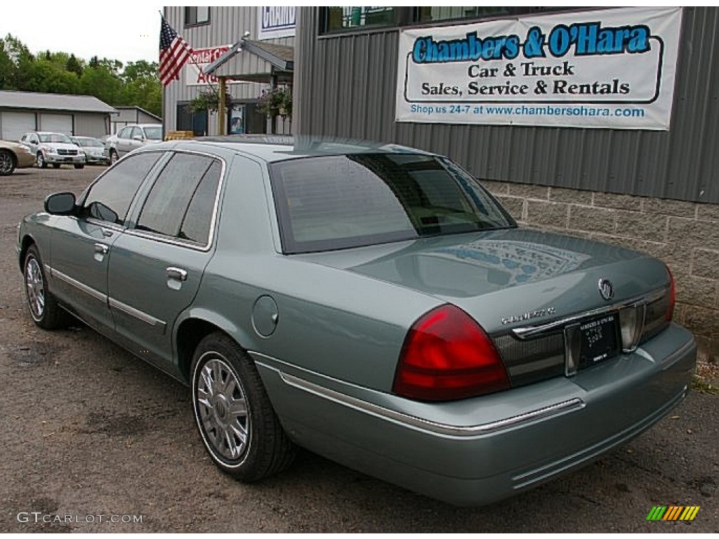 2006 Grand Marquis GS - Light Tundra Metallic / Light Camel photo #5