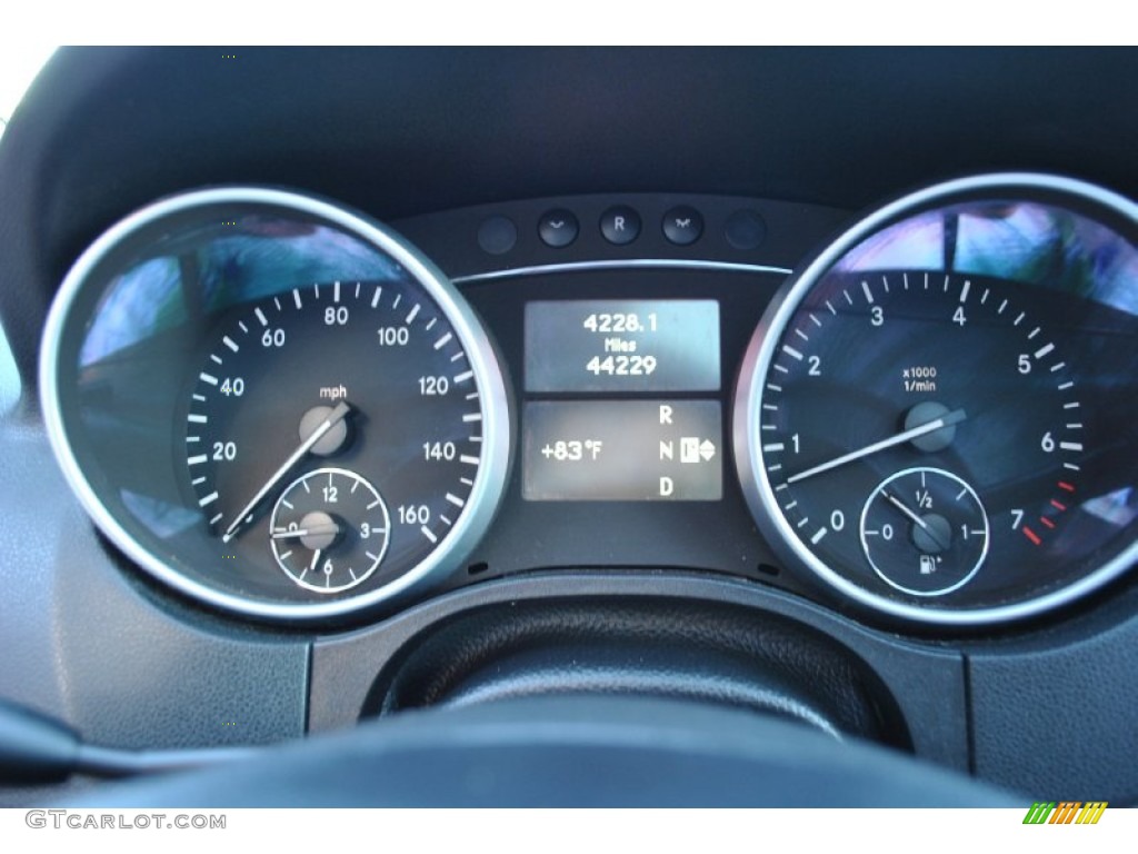 2010 Mercedes-Benz ML 350 4Matic Gauges Photo #81585602