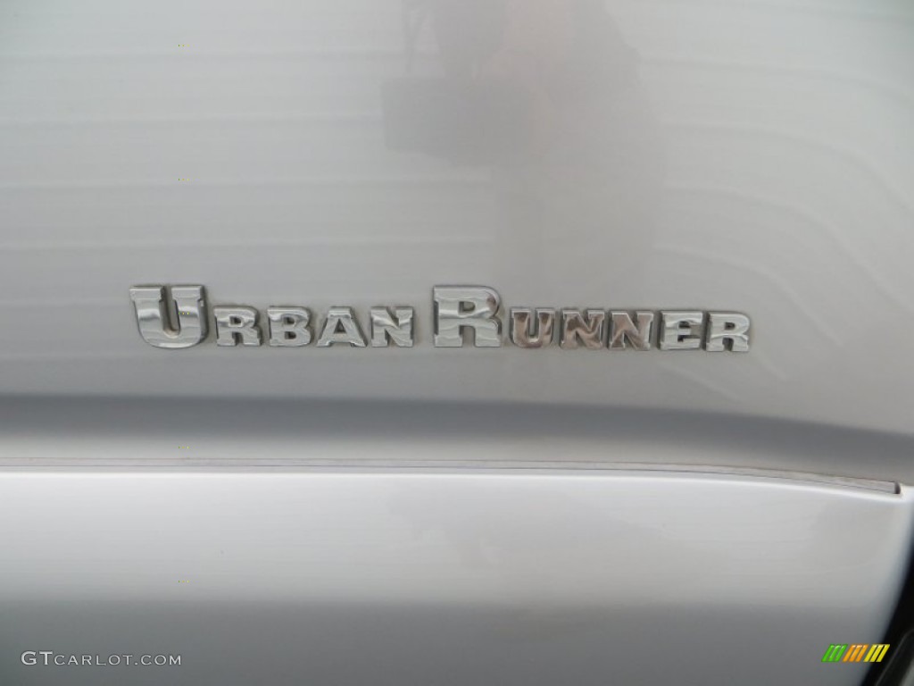 2009 Toyota 4Runner Urban Runner Marks and Logos Photos