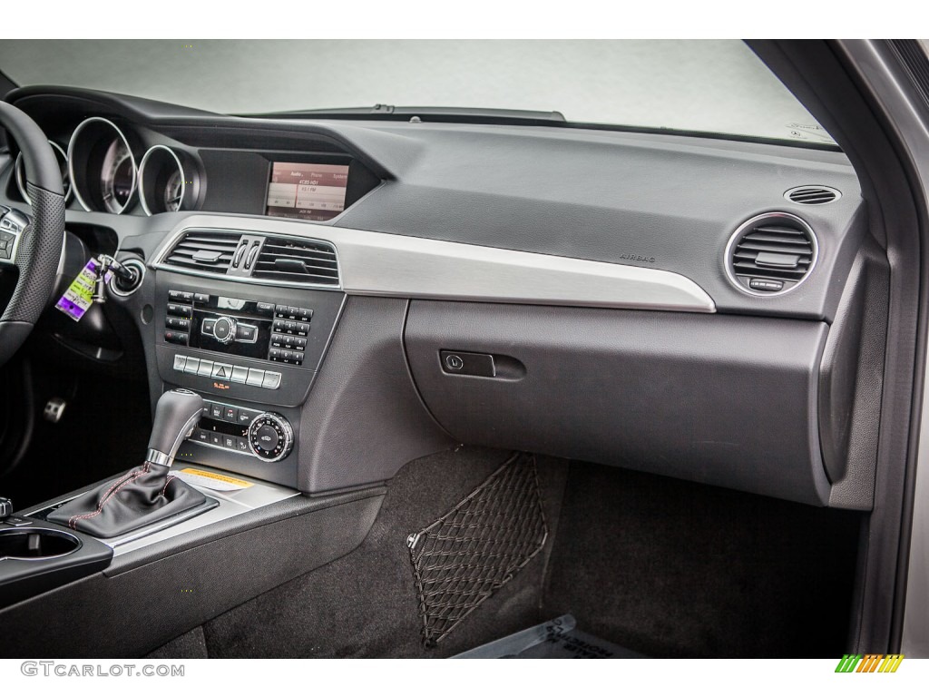 2013 Mercedes-Benz C 250 Coupe Dashboard Photos