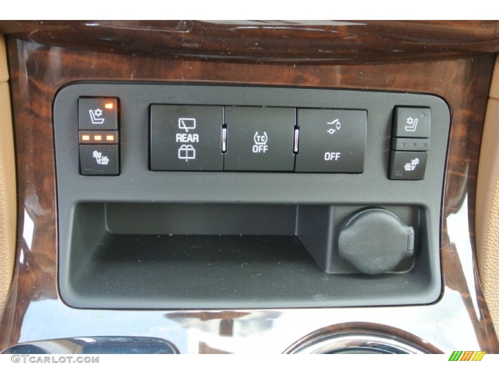 2013 Buick Enclave Premium AWD Controls Photo #81588225
