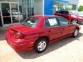 Medium Red Metallic - Grand Am SE Sedan Photo No. 11