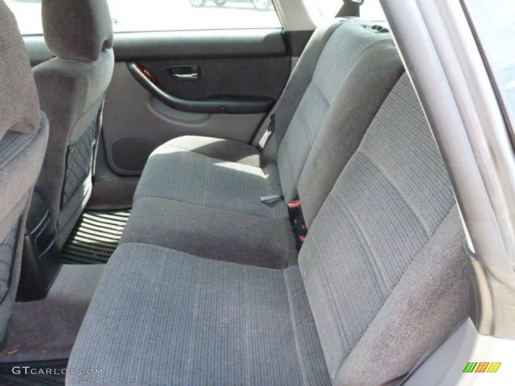 2004 Outback Wagon - Silver Stone Metallic / Gray/Black photo #11