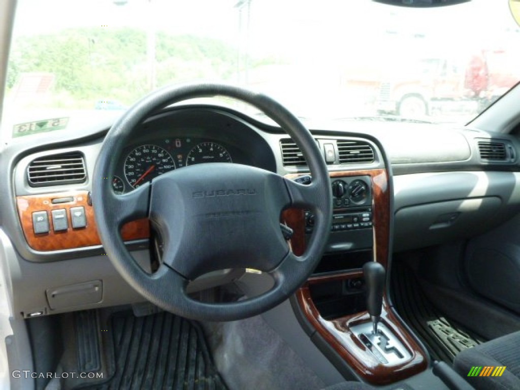 2004 Outback Wagon - Silver Stone Metallic / Gray/Black photo #12