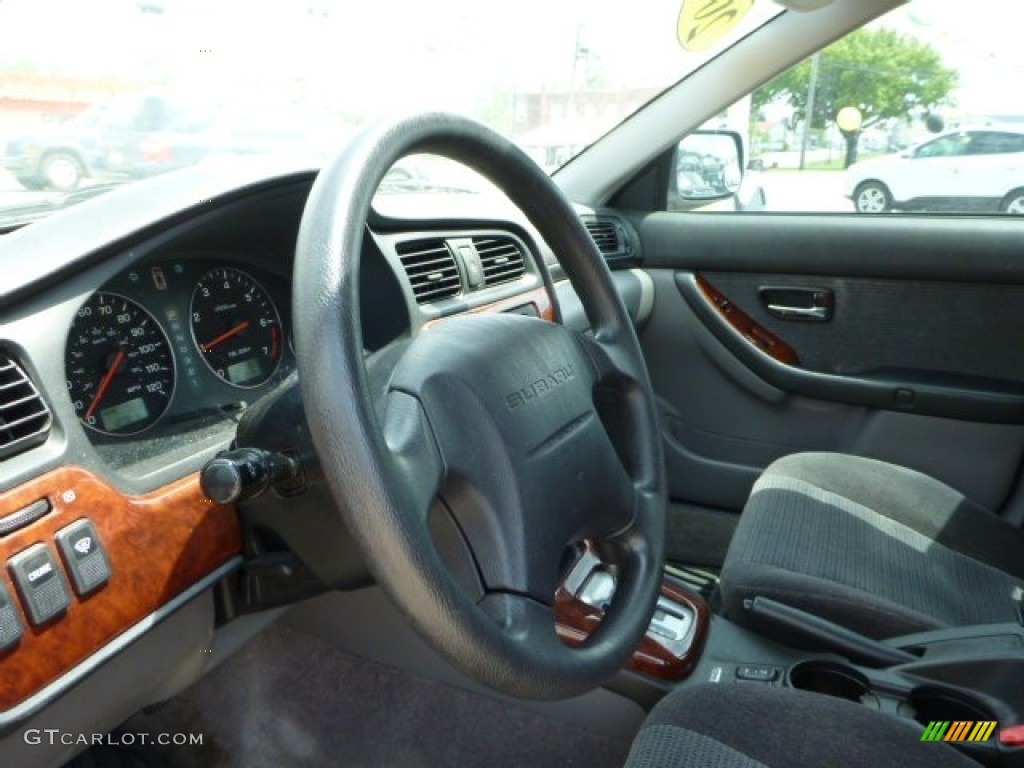 2004 Outback Wagon - Silver Stone Metallic / Gray/Black photo #16
