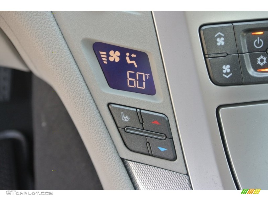 2013 Cadillac CTS Coupe Controls Photo #81591321