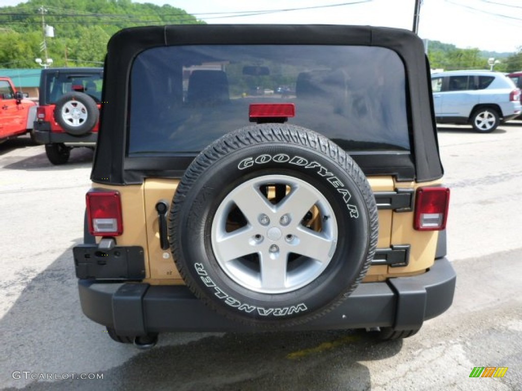 2013 Wrangler Sport S 4x4 - Dune Beige / Black photo #4