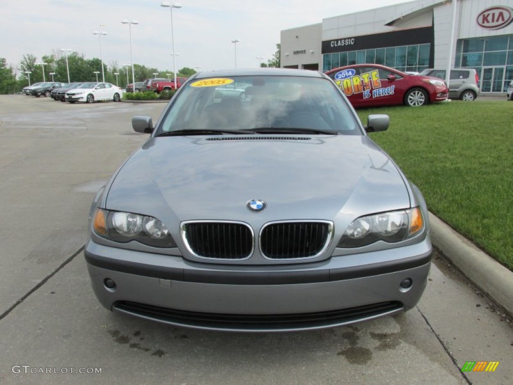 2005 3 Series 325i Sedan - Silver Grey Metallic / Black photo #8