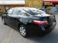 Black - Camry LE Photo No. 5