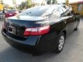 Black - Camry LE Photo No. 7
