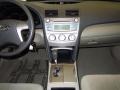 Aloe Green Metallic - Camry LE Photo No. 12