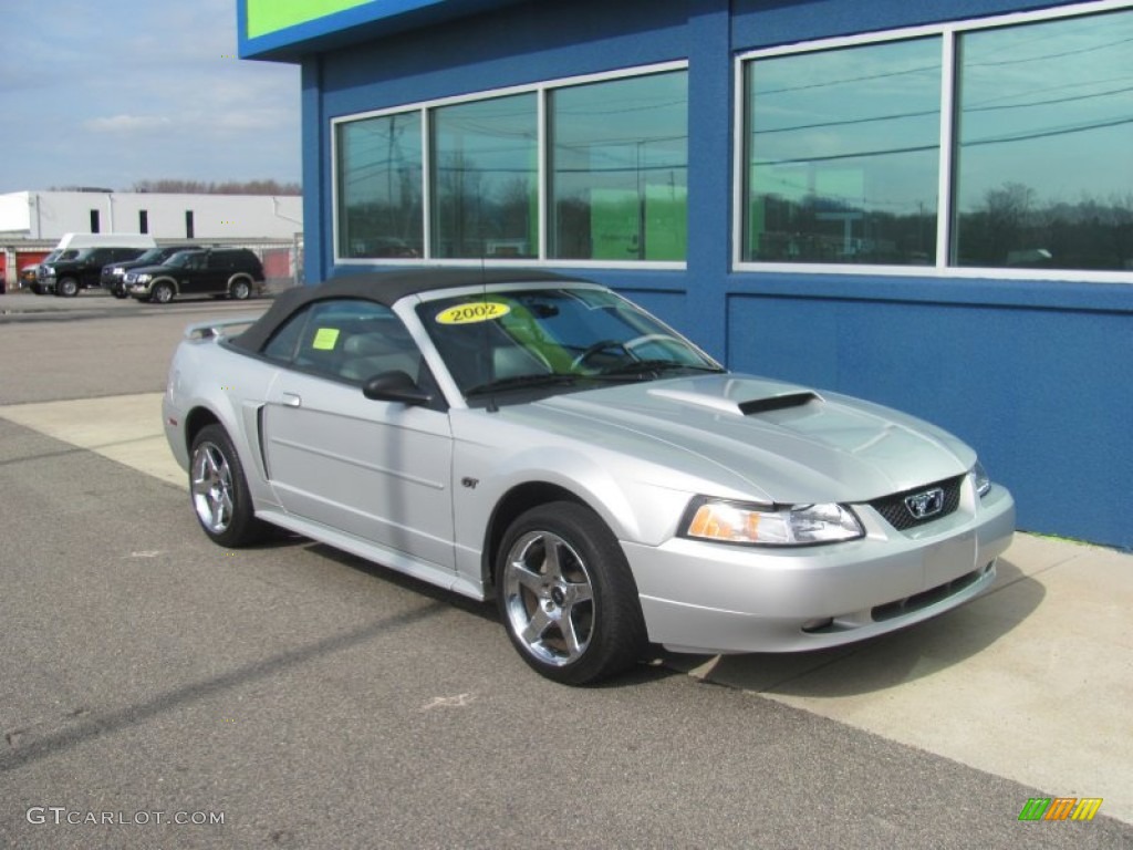 2002 Mustang GT Convertible - Satin Silver Metallic / Medium Graphite photo #12